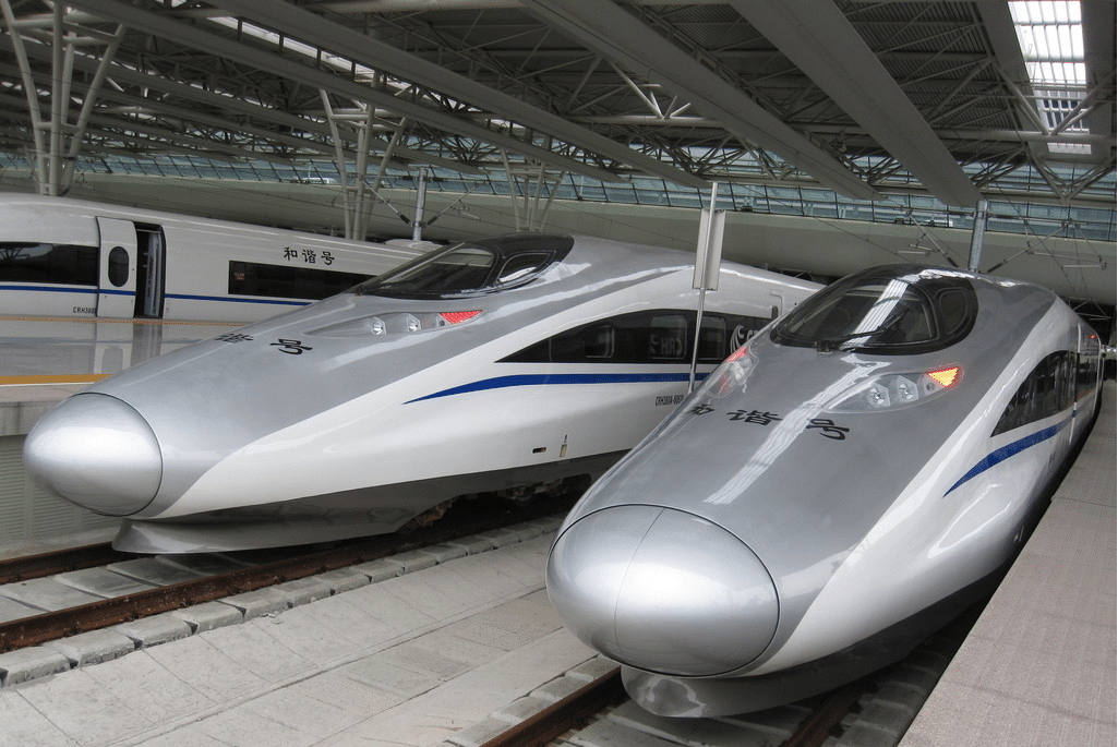 Polyaspartic Coatings Anwendungsfall - Abdichtung von Hochgeschwindigkeitszügen